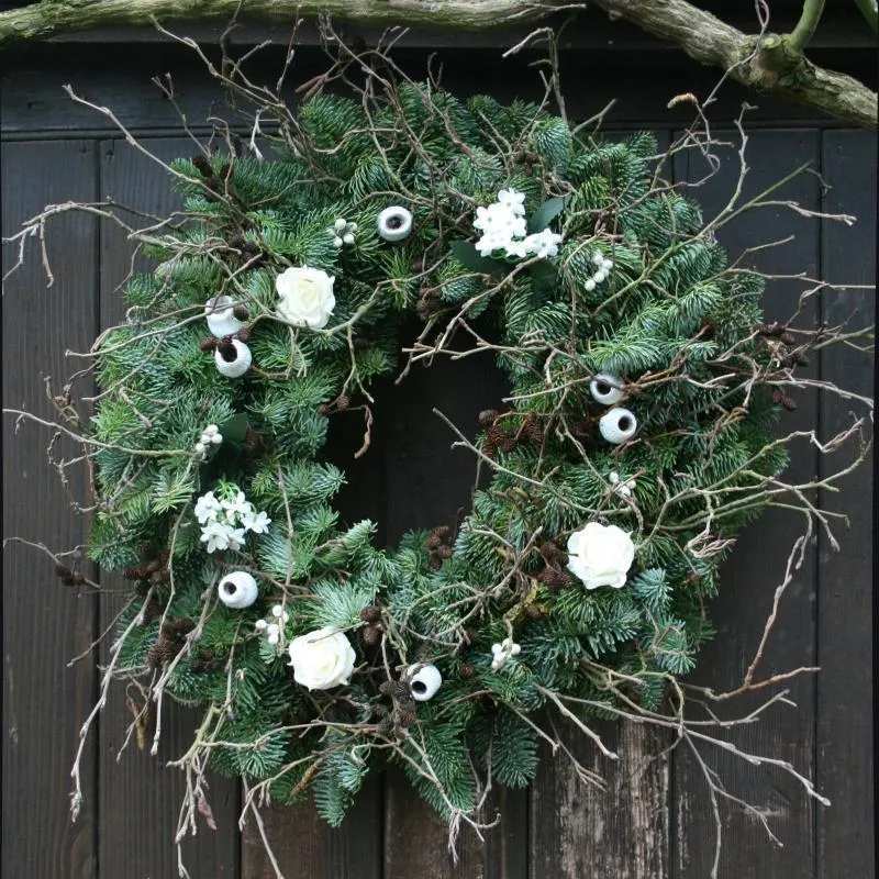 14 inch White Floral Wreath