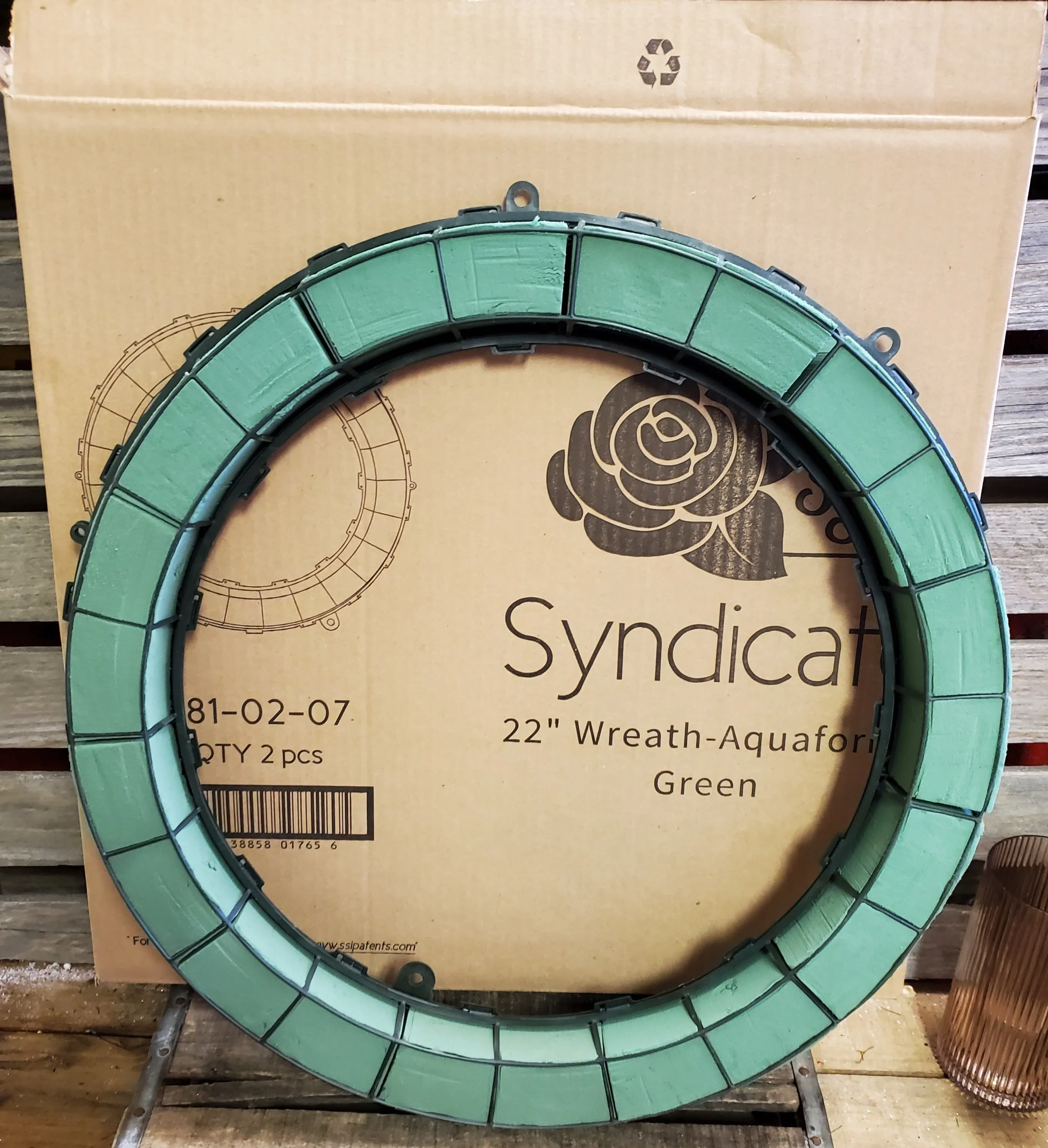 22" Oasis Fresh Foam Wreath