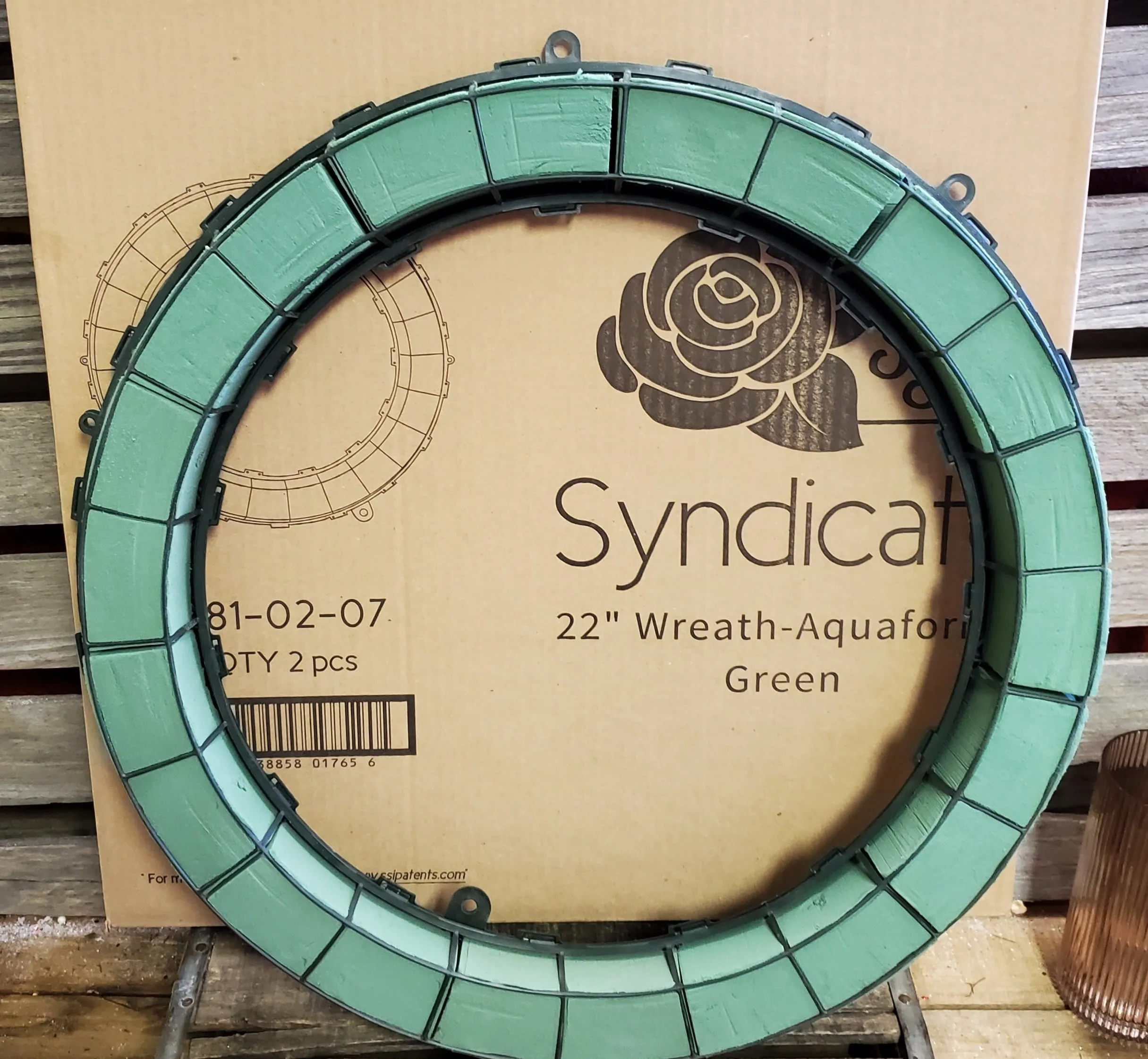 22" Oasis Fresh Foam Wreath