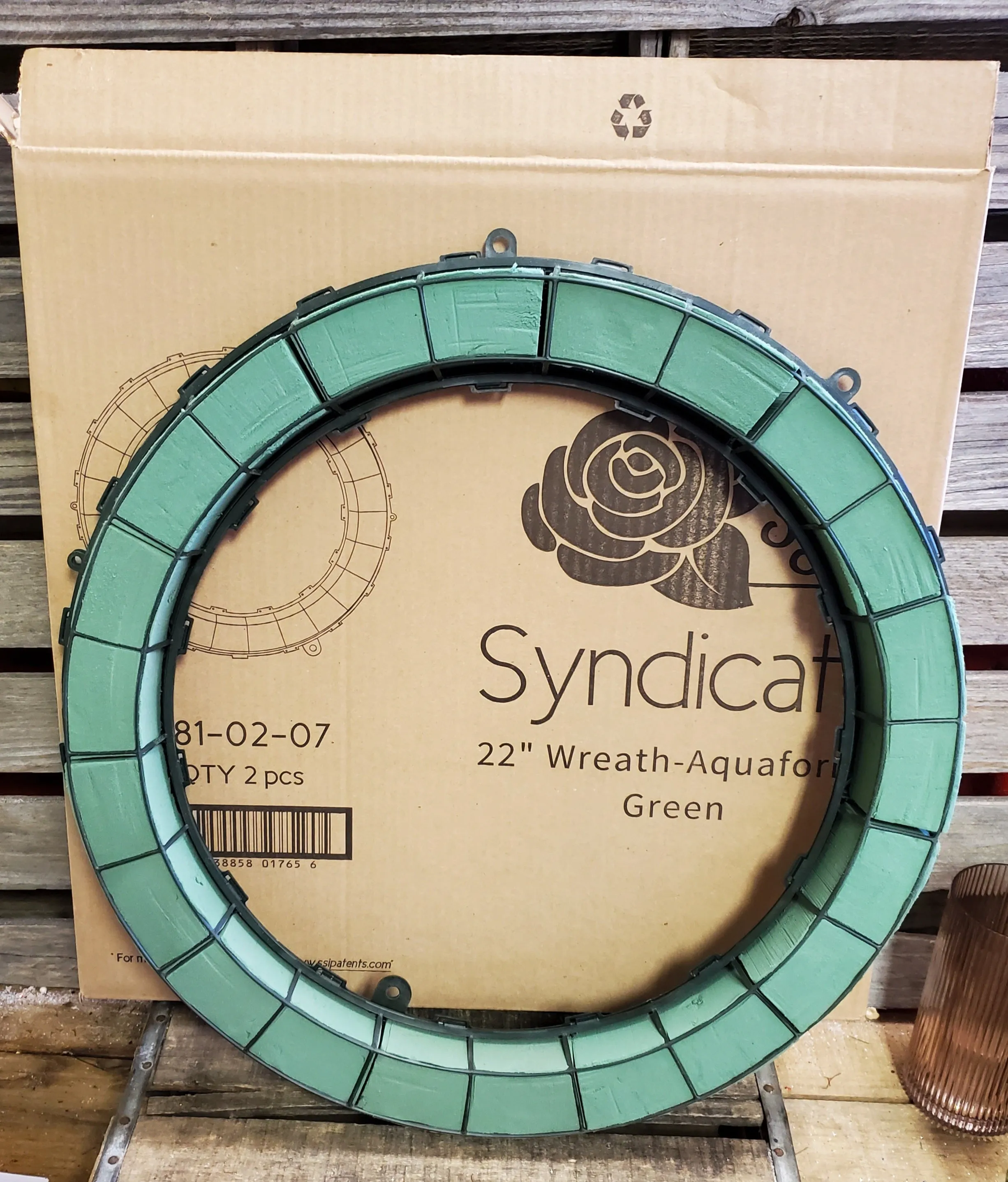 22" Oasis Fresh Foam Wreath
