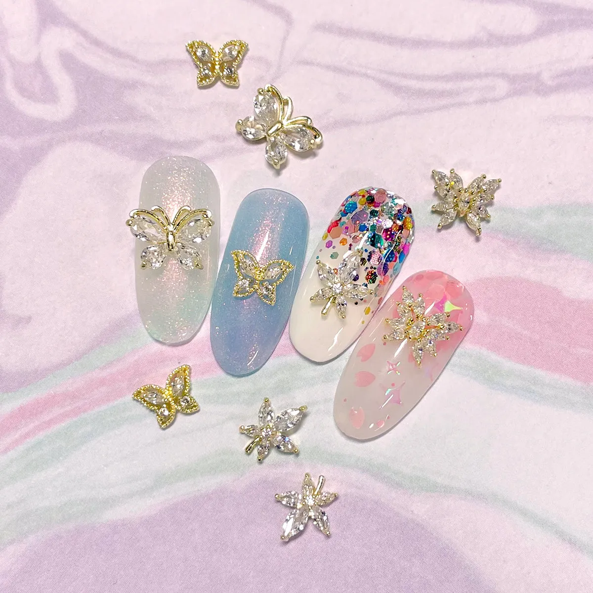 Airy Butterfly / Zircon Charm / Gold