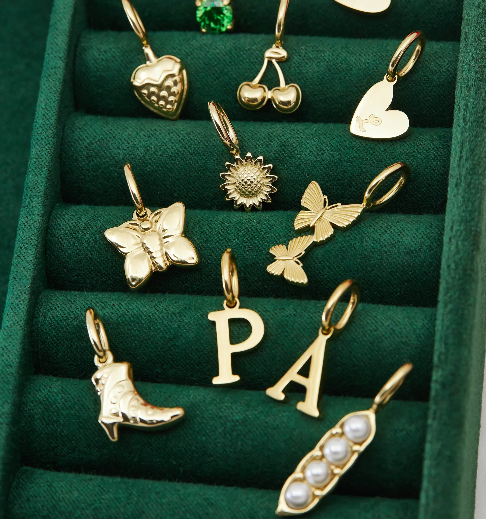 Dainty Sunflower Necklace