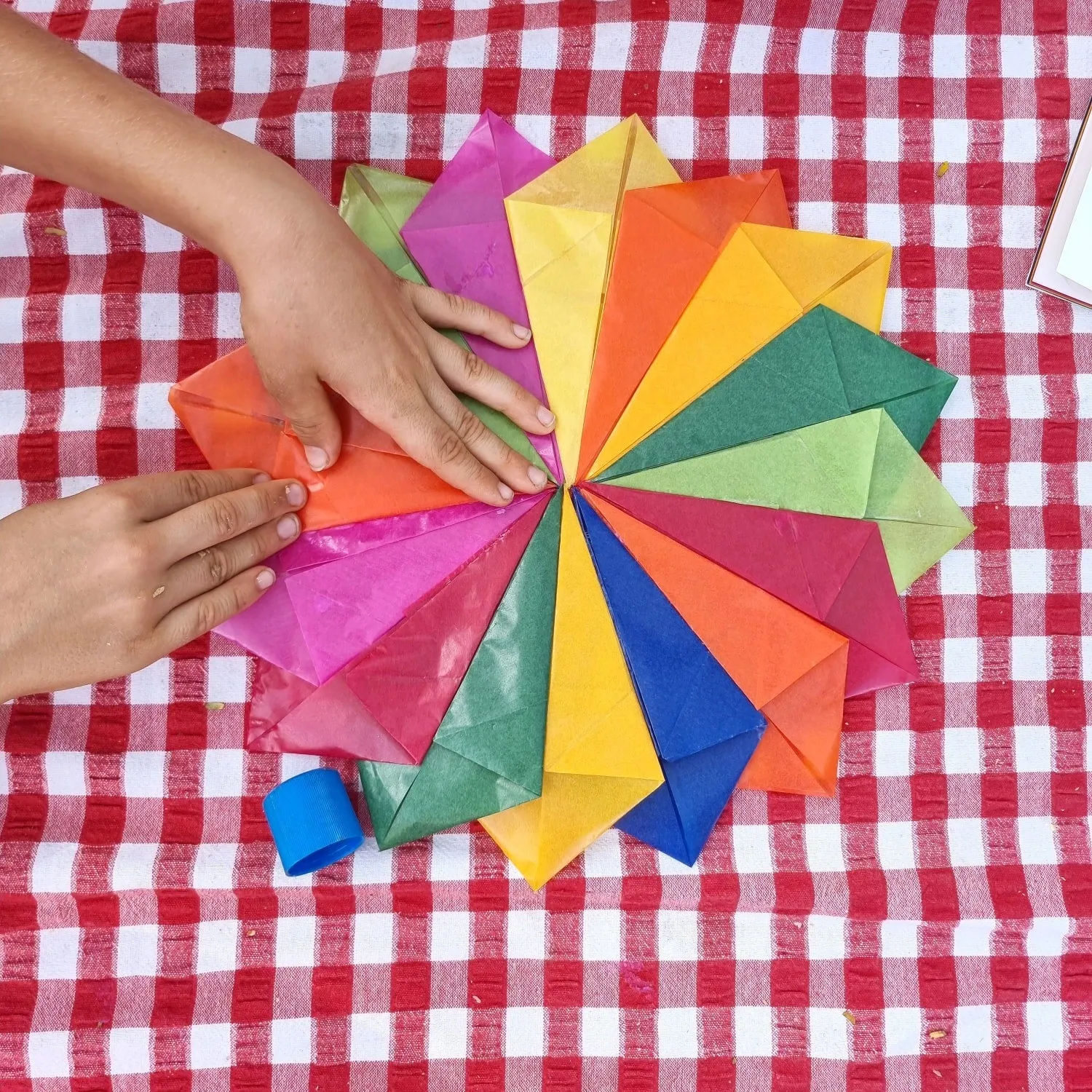 Glassen Wax-Like Kite Paper 40gsm Assorted Rainbow Colours