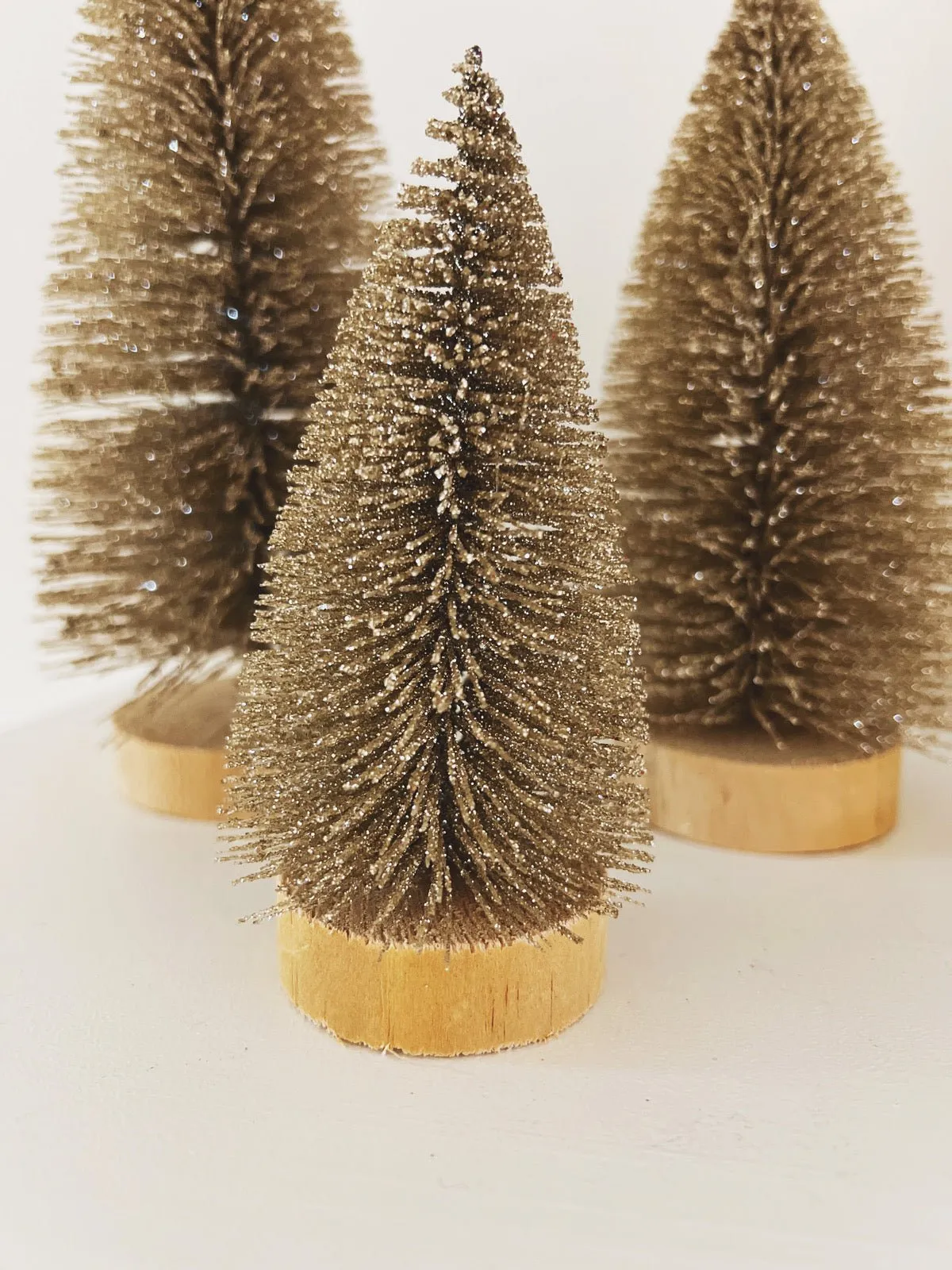 Glitter Sisal Bottle Brush Tree