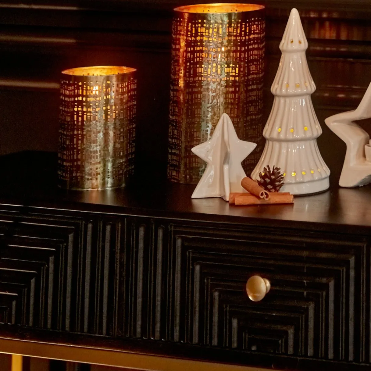Herriard Metal Lantern - Set Of 2 - Gold