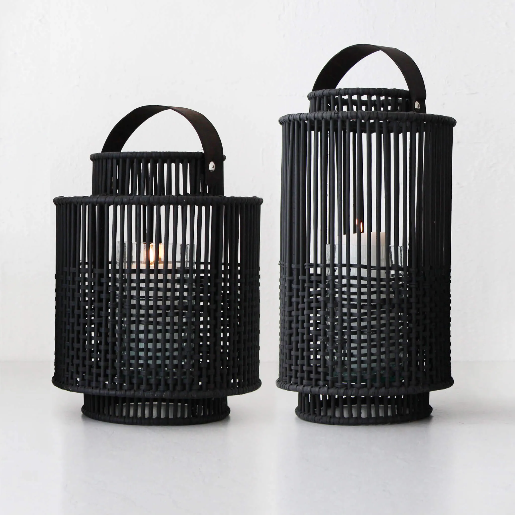 LE PORTIV RATTAN LANTERN  |  LARGE  |  BLACK RATTAN