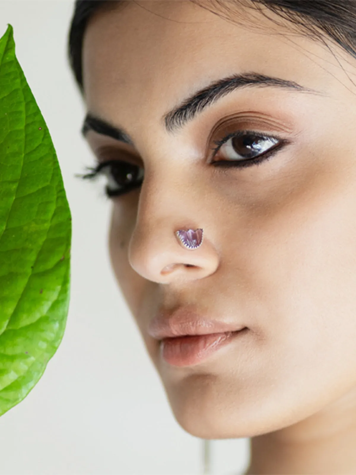 PICHWAI Amethyst Lotus Nose Pin