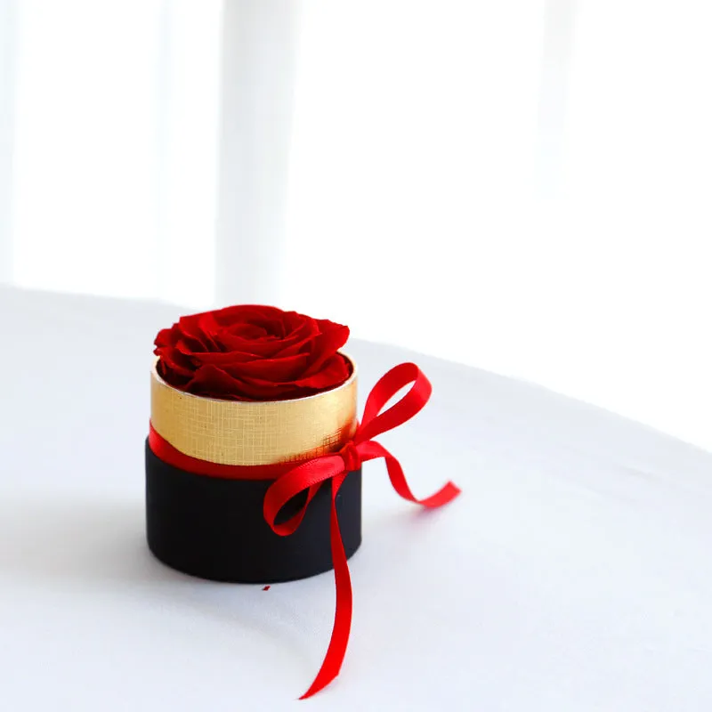 Preserved Eternal Roses Gift Box